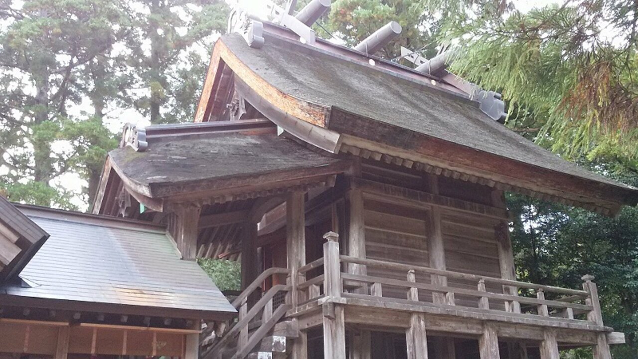 須佐神社の本殿